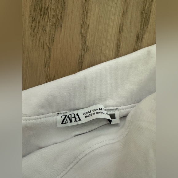 Zara Asymmetric Off Shoulder Top Size M - Picture 7 of 8